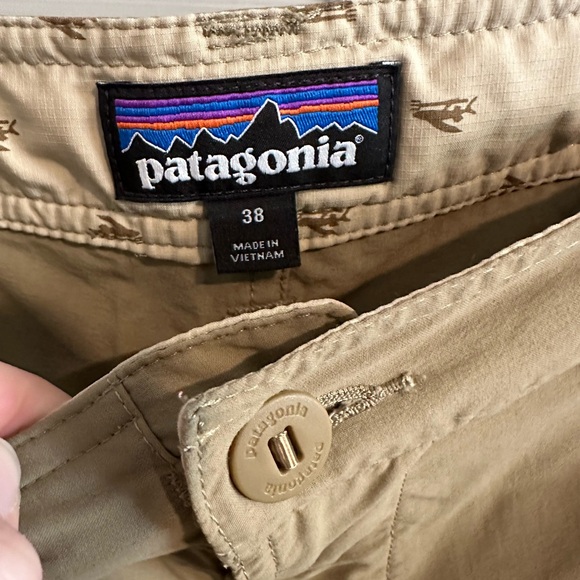 Patagonia Flat Front Shorts 38 - Picture 4 of 7